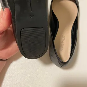 NWOT | Nine West black pointed flats — size‎ 6 thumbnail 4