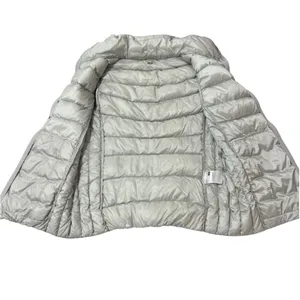 Uniqlo Ultra Light‎ Down Vest Puffer Sleeveless Full Zip Casual Gray M thumbnail 3