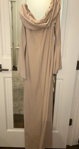 Boutique dress thumbnail 3