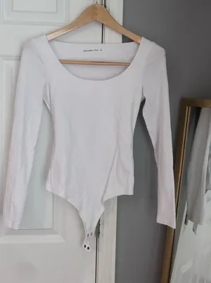 Abercrombie Long Sleeve Bodysuit thumbnail 1