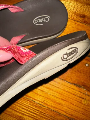 Chacos Women’s Classic Flip Flops Pink Pattern LUVSEAT Arch Support Sandals Beach thumbnail 9