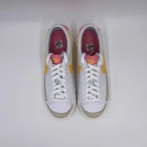 Nike Blazer Low ' 77 White Womens Shoes thumbnail 5