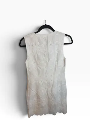 Vineyard Vines White Cotton Floral Eyelet Ruffle Shift Dress thumbnail 3