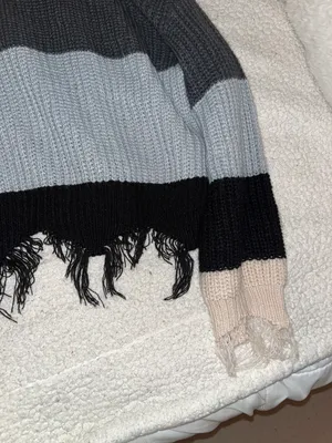 Rue 21 Distressed Fringe Sweater thumbnail 4