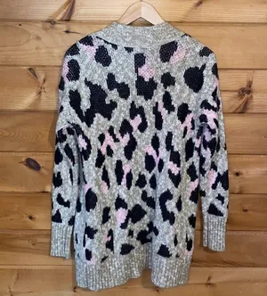 Mossimo tan cheetah oversized sweater Size M thumbnail 5