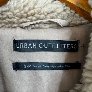 Urban Outfitters Brown Teddy Coat Size‎ Small thumbnail 3