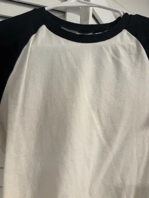 Aritzia TNA Basic Tee thumbnail 2