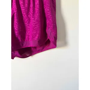 Athleta Running Athletic Workout Athleisure Shorts Fuchsia Pink Size Large thumbnail 3