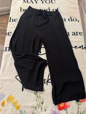 Ambiance Apparel Women's Black Wide-Leg Capri Pants Size M thumbnail 3