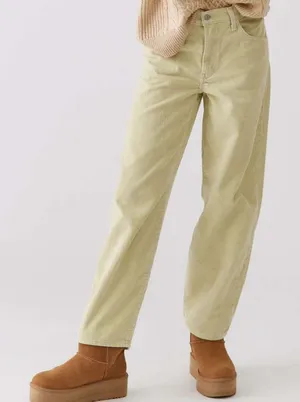 Levi's Eco Green Garment Dye Corduroy Baggy Dad‎ Jeans size W23 L30 women’s thumbnail 1