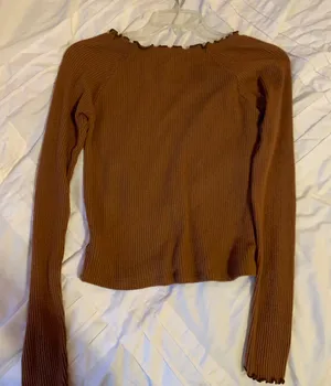 American Eagle Long-sleeve Top thumbnail 2