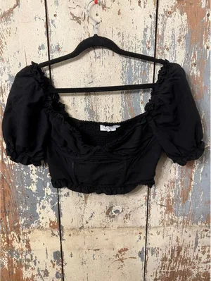 ASTR the Label Women's Feronia Top, black crop top, size Medium thumbnail 5