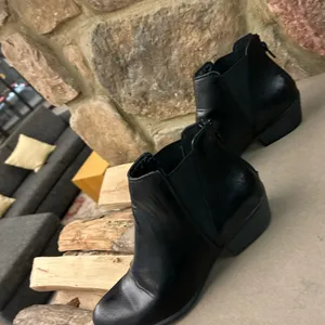 Esprit Booties Elegant Black Leather Ankle Booties 7 M thumbnail 5