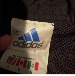 Vintage Y2K adidas Cropped Windbreaker Collarneck thumbnail 4