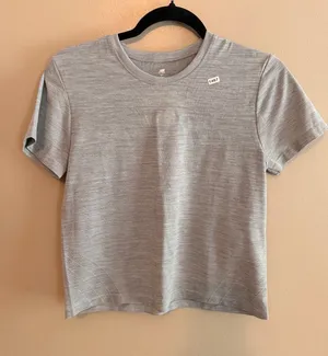 New Balance S Womens Gray Performance T-Shirt Size Small Lightweight Moisture-Wi thumbnail 1