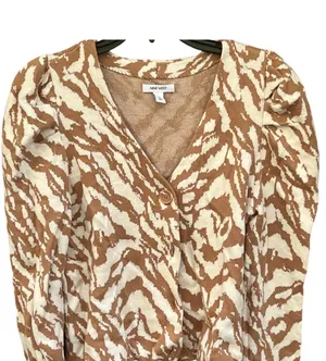 Nine West Animal Print Button Front Cardigan Sweater M - Preloved thumbnail 2