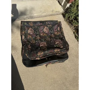 Lexil Travelware Tapestry Rolling Luggage Suitcase Floral 20" L 23" W thumbnail 3