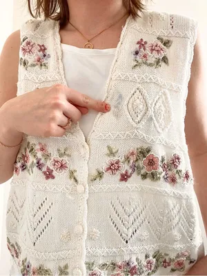 Vintage Yarnworks Cream Knit Floral Embroidered Vest thumbnail 4