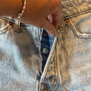 Old Navy high rise curvy og straight button fly distressed shorts 4 thumbnail 7