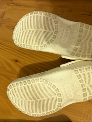 CROCS White Classic Clogs with 9 Cute Jibbitz Charms EUC thumbnail 4