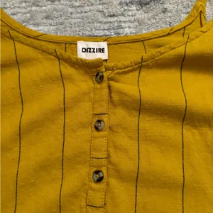 Dizzier Yellow with Black Stripes Thin Adjustable Straps Crop Top Size M Size M thumbnail 4