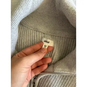 Aerie Gray Half Zip - XXS thumbnail 2