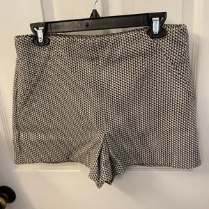 Zara Black and White High Waist Skort thumbnail 4
