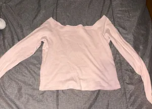 Hollister Pink long sleeve top thumbnail 1
