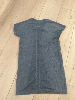 Lululemon Swiftly Tech Short Sleeve thumbnail 2