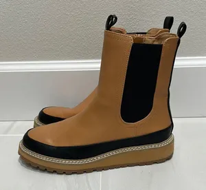 Universal Thread Tan and Black Women's Boots thumbnail 2