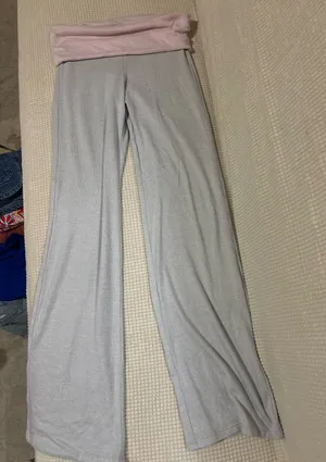 Abercrombie low rise fold over yoga styled pants thumbnail 1