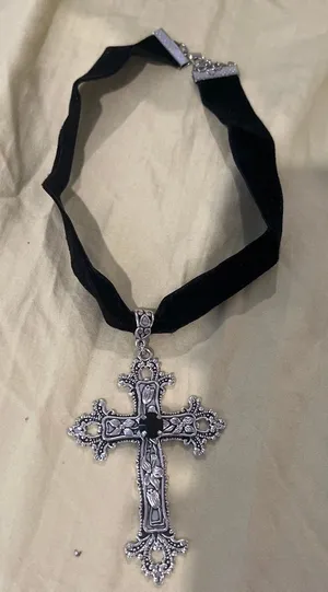 Black velvet and silver cross choker necklace thumbnail 1