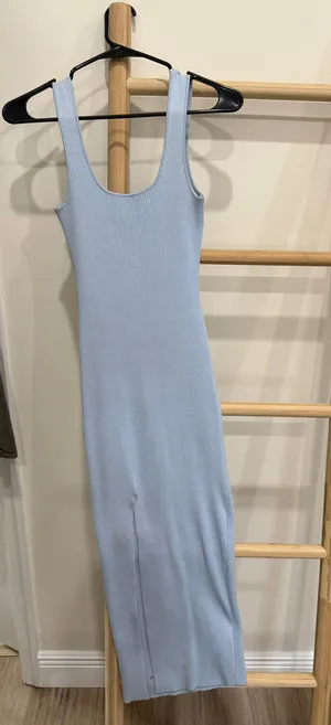 Dress thumbnail 1