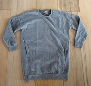 Zenana Outfitters Gray Sweatshirt With Pockets Size S/M thumbnail 1