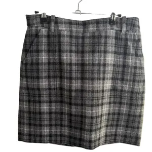Eddie Bauer grey plaid skirt with pockets thumbnail 2