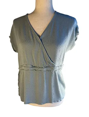 Susan Betro Womens Blouse in Sage Size L thumbnail 1