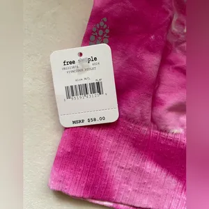 NWT Free People Movement Good Karma Bra crop Top Pink Tie Dye Size M/L thumbnail 7