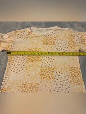 Women’s American Eagle Short Sleeve White & Yellow Floral Patchwork Tee Size S thumbnail 4