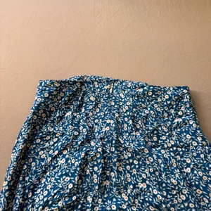 Shein ditsy floral crepe midi skirt thumbnail 7