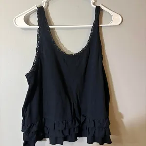 y2k hollister‎ ruffle tank top thumbnail 3