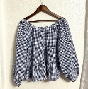 Old Navy Womens Shirt Blouse Blue White Gingham Plaid Seersucker Size Medium thumbnail 3