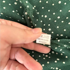 Polly Wrap Mini Dress Polka Dot Ruffle Hem Size 4 Green thumbnail 4