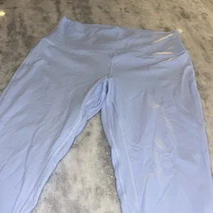 Lululemon Cropped Leggings Size 12 thumbnail 2