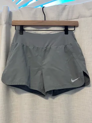 Nike Dri-FIT Tempo Luxe High-Rise 3” Running Shorts thumbnail 1