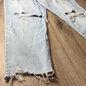 American Eagle Curvy Mom Jeans | Super High Rise | Light Wash Size 18 thumbnail 5