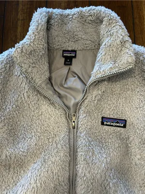Patagonia Los Gatos Fleece Vest Women’s Medium Gray Full Zip Size M thumbnail 2