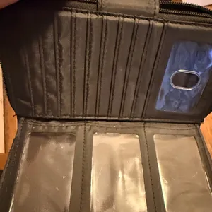 Black Wallet thumbnail 2