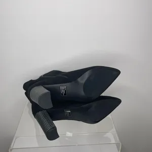 Olivia Miller- Black Heeled Booties thumbnail 4