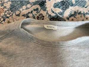 Bucketlist Cropped Oversized Crewneck Gray Size M thumbnail 2