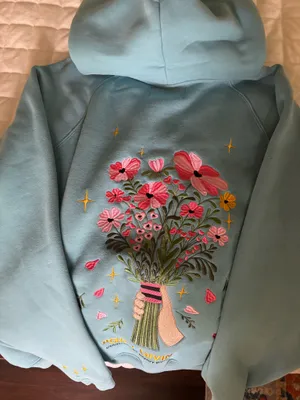 Dandy Worldwide Hoodie Gift Giving thumbnail 1